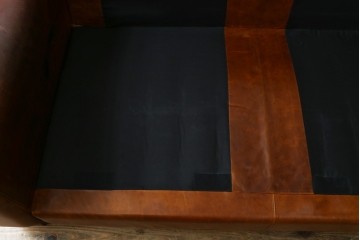 中古　ACME Furniture(アクメファニチャー)　FRESNO(フレスノ)　本革の味わい深い風合いが魅力の二人掛けソファ　定価約33万円　(R-084948)