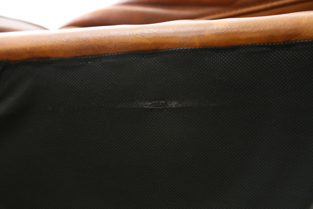 中古　ACME Furniture(アクメファニチャー)　FRESNO(フレスノ)　本革の味わい深い風合いが魅力の二人掛けソファ　定価約33万円　(R-084948)