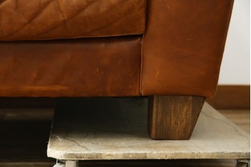 中古　ACME Furniture(アクメファニチャー)　FRESNO(フレスノ)　本革の味わい深い風合いが魅力の二人掛けソファ　定価約33万円相当　(R-084948)