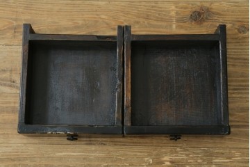 中古　韓国　李朝デザイン　素朴な金具が趣を添えるアンティーク調ローボード　(R-084949)