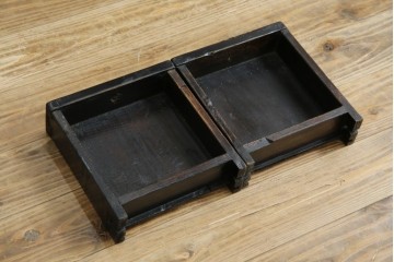 中古　韓国　李朝デザイン　素朴な金具が趣を添えるアンティーク調ローボード　(R-084949)