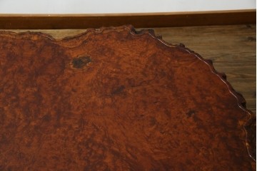 和製ヴィンテージ　特大!!　表情豊かな鳥眼杢と葡萄杢が広がる花梨(カリン)材一枚板の座卓　(R-084953)