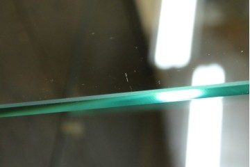 中古　美品　カリモク家具(karimoku)　domani(ドマーニ)　QUEENS LIFE(クイーンズライフ)　格調高いガラス扉と照明付きのキャビネット　現行推定定価約110万円　(R-084954)