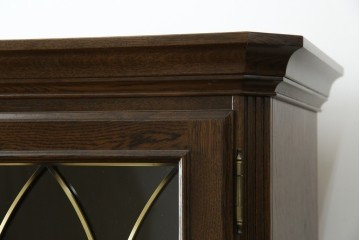 中古　美品　カリモク家具(karimoku)　domani(ドマーニ)　QUEENS LIFE(クイーンズライフ)　格調高いガラス扉と照明付きのキャビネット　現行推定定価約110万円　(R-084954)