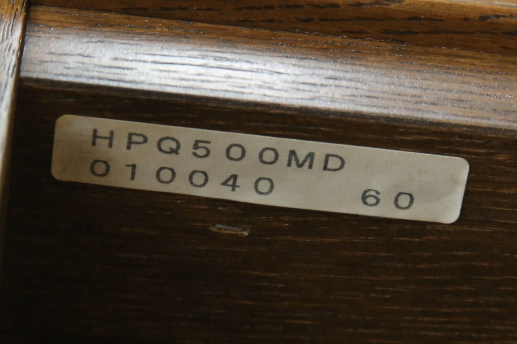 中古　美品　カリモク家具(karimoku)　domani(ドマーニ)　QUEENS LIFE(クイーンズライフ)　格調高いガラス扉と照明付きのキャビネット　現行推定定価約110万円　(R-084954)