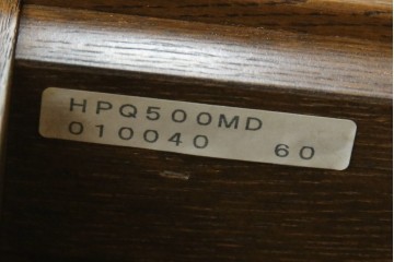 中古　美品　カリモク家具(karimoku)　domani(ドマーニ)　QUEENS LIFE(クイーンズライフ)　格調高いガラス扉と照明付きのキャビネット　現行推定定価約110万円　(R-084954)