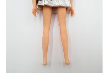 当時物　TAKARA(タカラ)　へそあり・ドットあり・両腕両足連動の初代リカちゃん人形　(R-084966)　