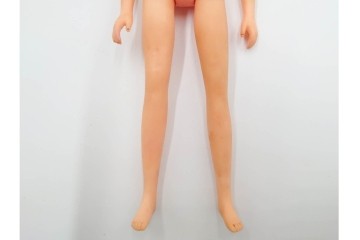 当時物　TAKARA(タカラ)　へそあり・ドットあり・両腕両足連動の初代リカちゃん人形　(R-084966)　