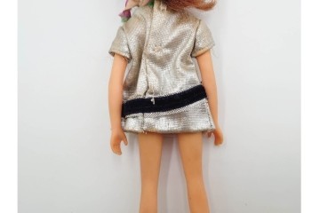 当時物　TAKARA(タカラ)　へそあり・ドットあり・両腕両足連動の初代リカちゃん人形　(R-084966)　