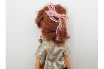 当時物　TAKARA(タカラ)　へそあり・ドットあり・両腕両足連動の初代リカちゃん人形　(R-084966)　