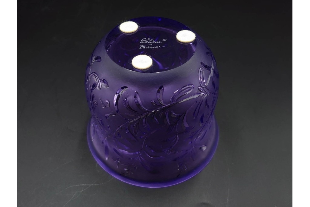 フランス　 LALIQUE(ラリック)　ローズマリー・バジル　繊細な植物の陰影が美しいキャンドルフォルダー2点セット　外箱付き　(R-084982)