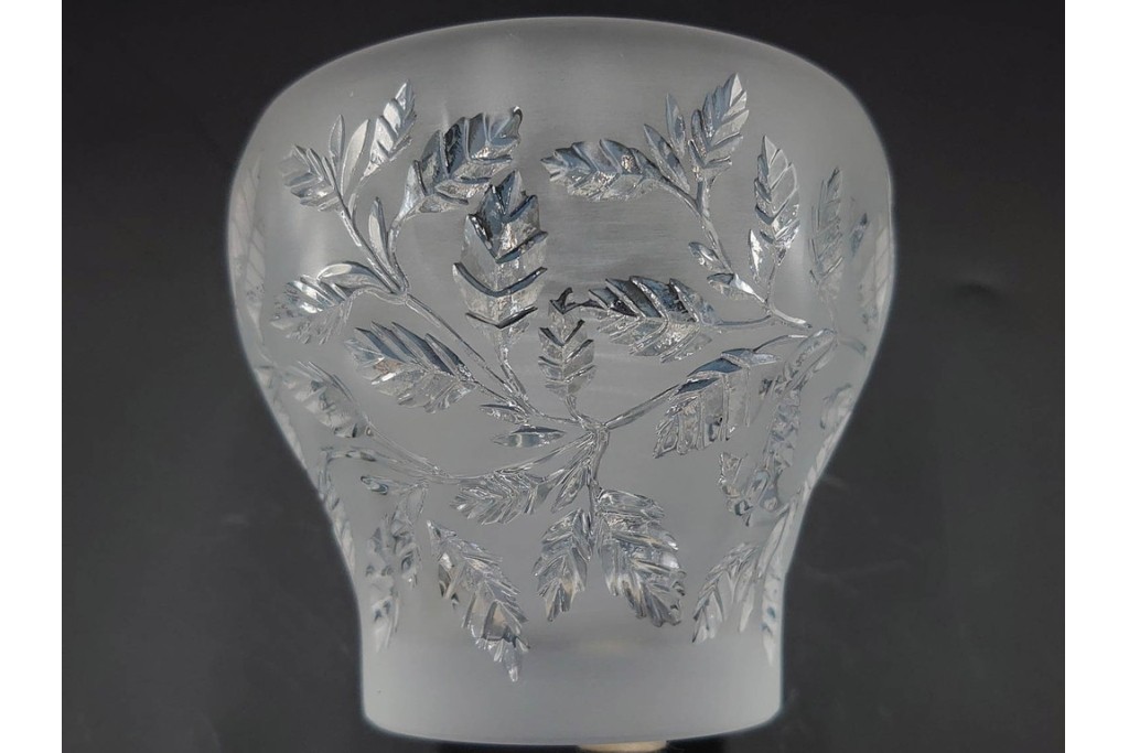 フランス　 LALIQUE(ラリック)　ローズマリー・バジル　繊細な植物の陰影が美しいキャンドルフォルダー2点セット　外箱付き　(R-084982)