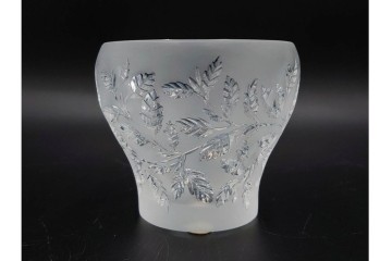 フランス　 LALIQUE(ラリック)　ローズマリー・バジル　繊細な植物の陰影が美しいキャンドルフォルダー2点セット　外箱付き　(R-084982)
