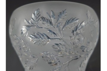 フランス　 LALIQUE(ラリック)　ローズマリー・バジル　繊細な植物の陰影が美しいキャンドルフォルダー2点セット　外箱付き　(R-084982)
