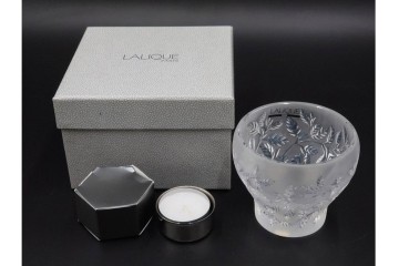 フランス　 LALIQUE(ラリック)　ローズマリー・バジル　繊細な植物の陰影が美しいキャンドルフォルダー2点セット　外箱付き　(R-084982)