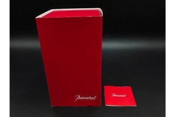フランス　Baccarat(バカラ)　HARCOURT(アルクール)　L(ラージ)サイズ　精巧なカットが美しいワイングラス2客セット　定価(2客合計)約7万2千円　外箱付き　(R-084984)