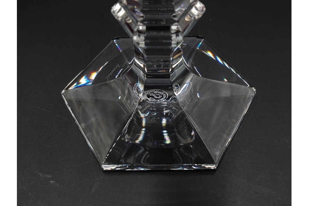 フランス　Baccarat(バカラ)　HARCOURT(アルクール)　L(ラージ)サイズ　精巧なカットが美しいワイングラス2客セット　定価(2客合計)約7万2千円　外箱付き　(R-084984)