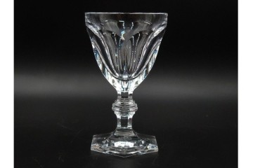 フランス　Baccarat(バカラ)　HARCOURT(アルクール)　L(ラージ)サイズ　精巧なカットが美しいワイングラス2客セット　定価(2客合計)約7万2千円　外箱付き　(R-084984)
