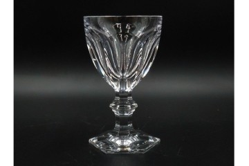 フランス　Baccarat(バカラ)　HARCOURT(アルクール)　L(ラージ)サイズ　精巧なカットが美しいワイングラス2客セット　定価(2客合計)約7万2千円　外箱付き　(R-084984)