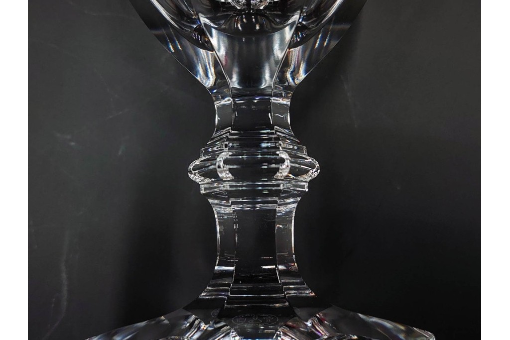 フランス　Baccarat(バカラ)　HARCOURT(アルクール)　L(ラージ)サイズ　精巧なカットが美しいワイングラス2客セット　定価(2客合計)約7万2千円　外箱付き　(R-084984)