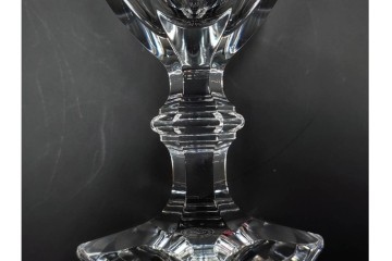 フランス　Baccarat(バカラ)　HARCOURT(アルクール)　L(ラージ)サイズ　精巧なカットが美しいワイングラス2客セット　定価(2客合計)約7万2千円　外箱付き　(R-084984)