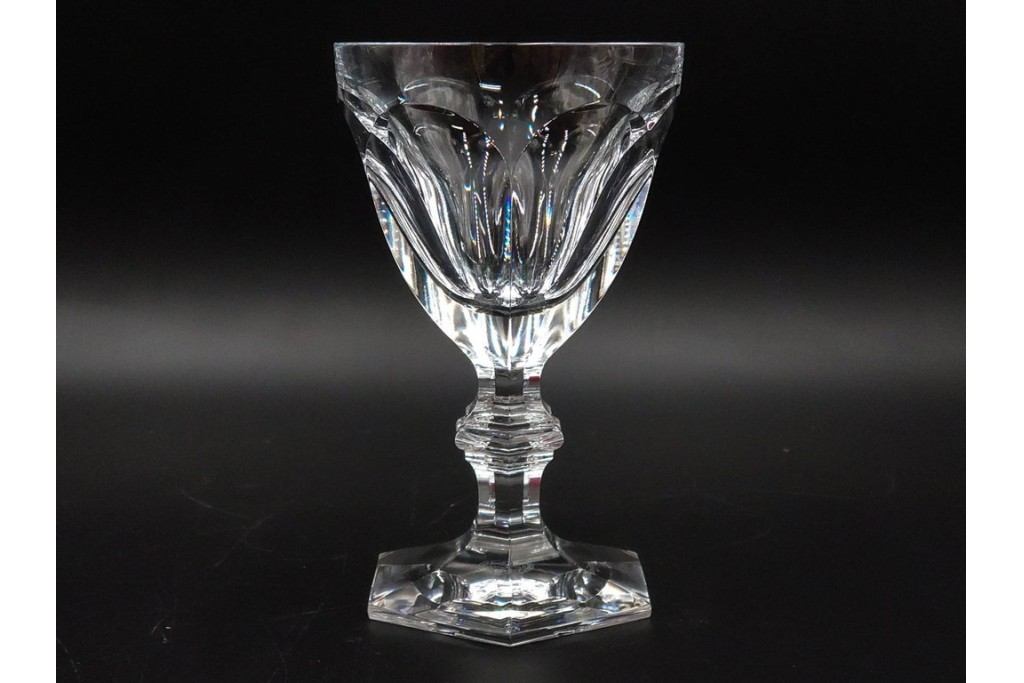 フランス　Baccarat(バカラ)　HARCOURT(アルクール)　L(ラージ)サイズ　精巧なカットが美しいワイングラス2客セット　定価(2客合計)約7万2千円　外箱付き　(R-084984)