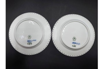 デンマーク製　ROYAL COPENHAGEN(ロイヤルコペンハーゲン)　ブルーフルーテッド フルレース　直径約17cm　プレート2枚セット　スクラッチありB級品　(R-084985)
