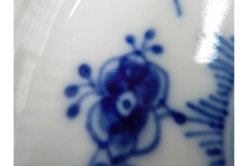 デンマーク製　ROYAL COPENHAGEN(ロイヤルコペンハーゲン)　ブルーフルーテッド フルレース　直径約17cm　プレート2枚セット　スクラッチありB級品　(R-084985)