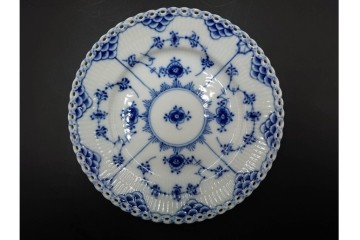 デンマーク製　ROYAL COPENHAGEN(ロイヤルコペンハーゲン)　ブルーフルーテッド フルレース　直径約17cm　プレート2枚セット　スクラッチありB級品　(R-084985)