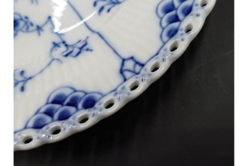 デンマーク製　ROYAL COPENHAGEN(ロイヤルコペンハーゲン)　ブルーフルーテッド フルレース　直径約17cm　プレート2枚セット　スクラッチありB級品　(R-084986)