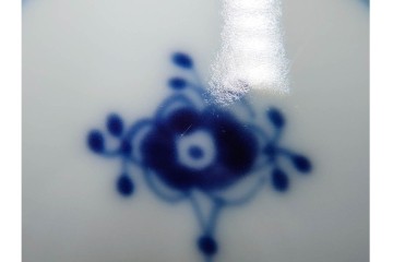 デンマーク製　ROYAL COPENHAGEN(ロイヤルコペンハーゲン)　ブルーフルーテッド フルレース　直径約17cm　プレート2枚セット　スクラッチありB級品　(R-084987)