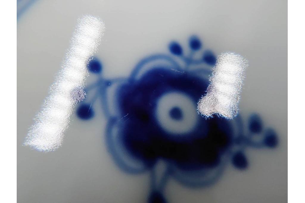 デンマーク製　ROYAL COPENHAGEN(ロイヤルコペンハーゲン)　ブルーフルーテッド フルレース　直径約17cm　プレート2枚セット　スクラッチありB級品　(R-084987)