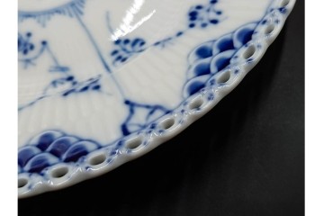 デンマーク製　ROYAL COPENHAGEN(ロイヤルコペンハーゲン)　ブルーフルーテッド フルレース　直径約17cm　プレート2枚セット　スクラッチありB級品　(R-084987)