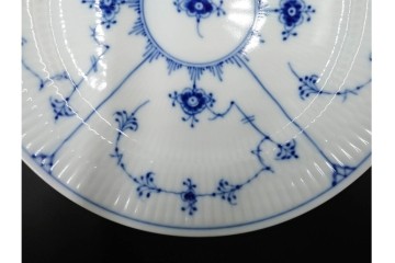 デンマーク製　ROYAL COPENHAGEN(ロイヤルコペンハーゲン)　ブルーフルーテッド 　プレイン　直径約19cm　プレート3枚セット　定価(3枚合計)約5万円　(R-084989)