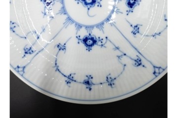デンマーク製　ROYAL COPENHAGEN(ロイヤルコペンハーゲン)　ブルーフルーテッド 　プレイン　直径約19cm　プレート3枚セット　定価(3枚合計)約5万円　(R-084989)