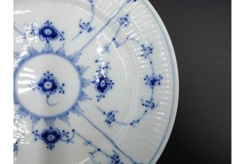 デンマーク製　ROYAL COPENHAGEN(ロイヤルコペンハーゲン)　ブルーフルーテッド 　プレイン　直径約19cm　プレート3枚セット　定価(3枚合計)約5万円　(R-084989)