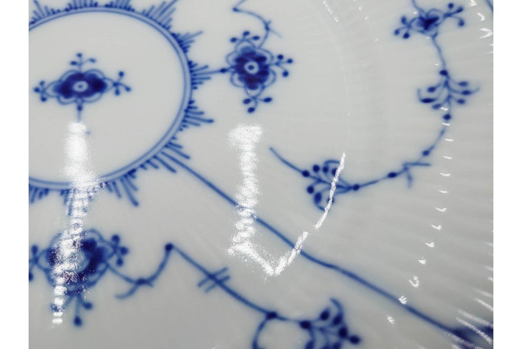 デンマーク製　ROYAL COPENHAGEN(ロイヤルコペンハーゲン)　ブルーフルーテッド 　プレイン　直径約19cm　プレート3枚セット　定価(3枚合計)約5万円　(R-084989)