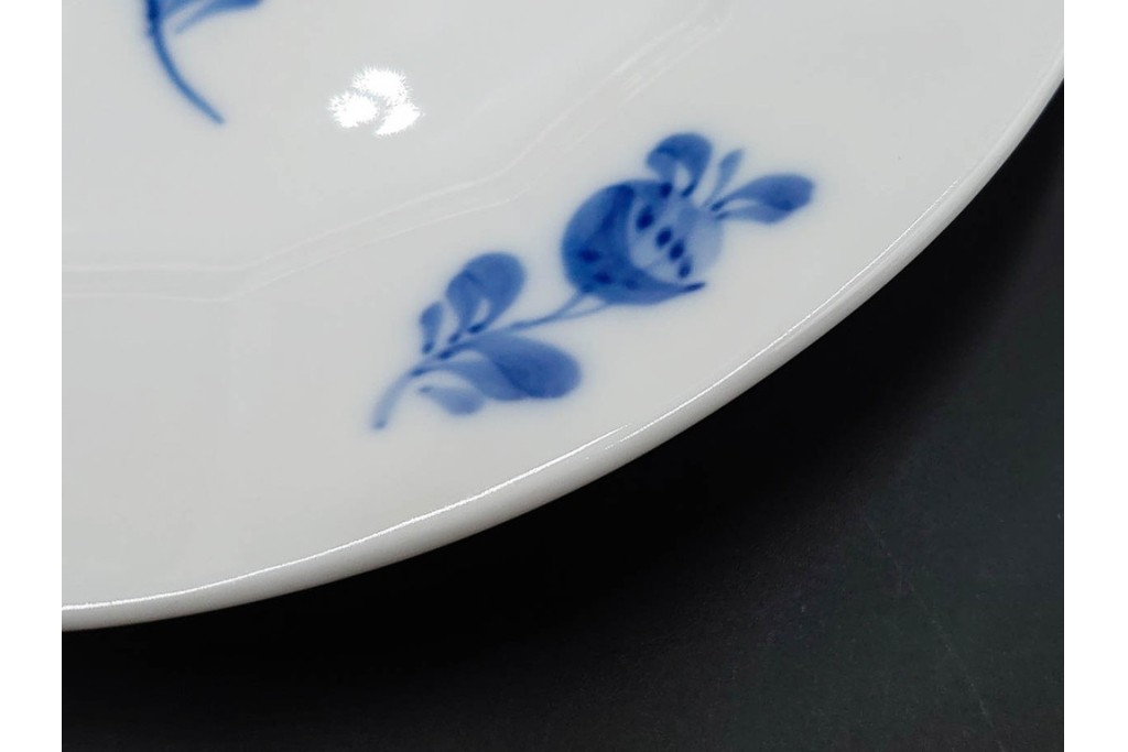 デンマーク製　ROYAL COPENHAGEN(ロイヤルコペンハーゲン)　ブルーフラワー アンギュラー　上品なプレート6枚セット　スクラッチありB級品　(R-084990)