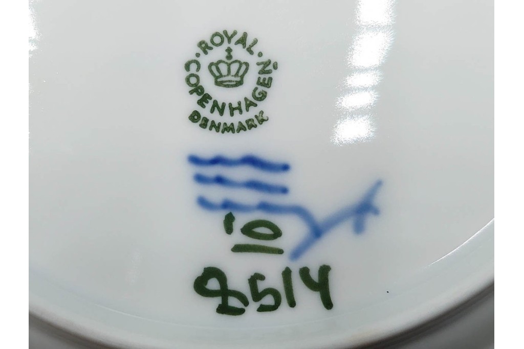 デンマーク製　ROYAL COPENHAGEN(ロイヤルコペンハーゲン)　ブルーフラワー アンギュラー　上品なプレート6枚セット　スクラッチありB級品　(R-084990)