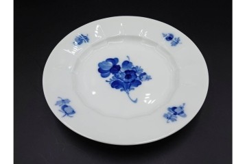 デンマーク製　ROYAL COPENHAGEN(ロイヤルコペンハーゲン)　ブルーフラワー アンギュラー　上品なプレート6枚セット　スクラッチありB級品　(R-084990)