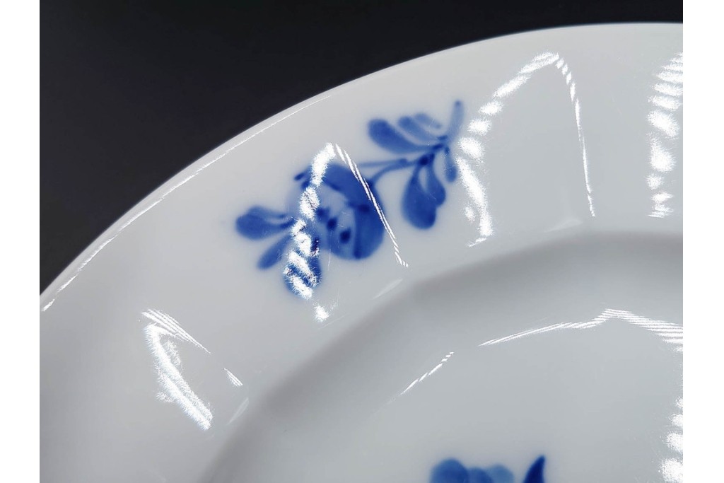 デンマーク製　ROYAL COPENHAGEN(ロイヤルコペンハーゲン)　ブルーフラワー アンギュラー　上品なプレート6枚セット　スクラッチありB級品　(R-084990)