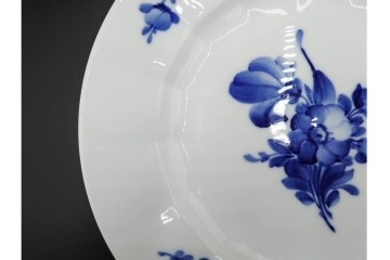 デンマーク製　ROYAL COPENHAGEN(ロイヤルコペンハーゲン)　ブルーフラワー アンギュラー　上品なプレート6枚セット　スクラッチありB級品　(R-084990)