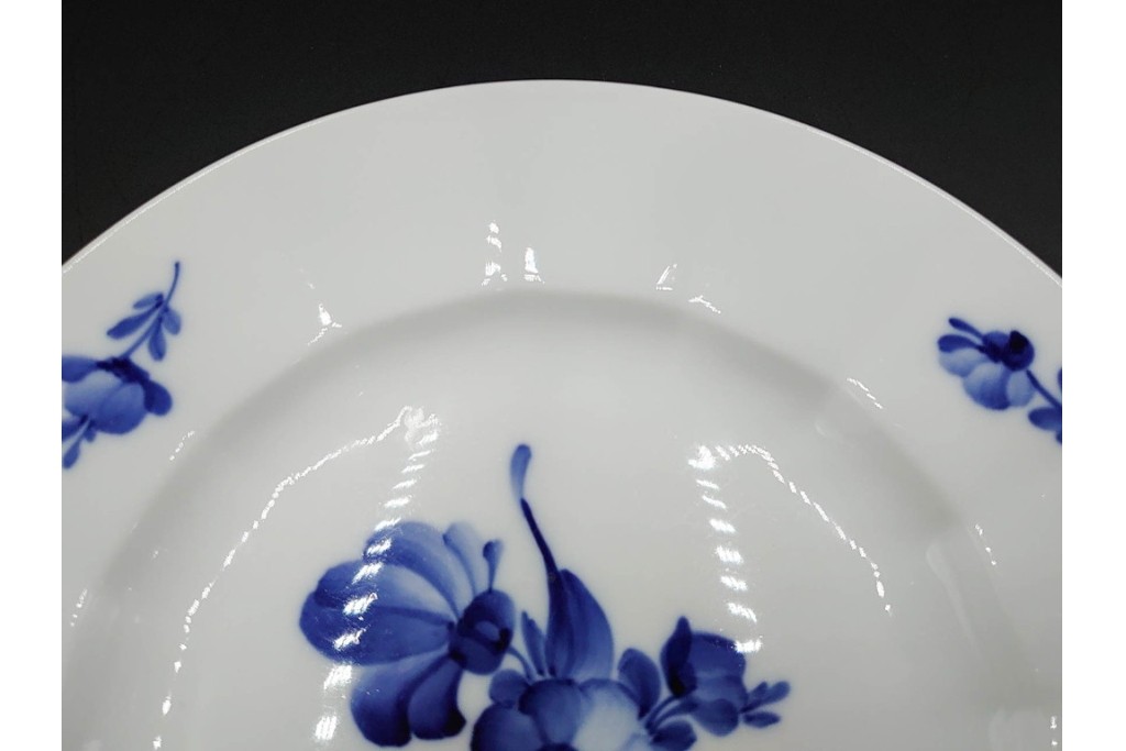 デンマーク製　ROYAL COPENHAGEN(ロイヤルコペンハーゲン)　ブルーフラワー アンギュラー　上品なプレート6枚セット　スクラッチありB級品　(R-084990)