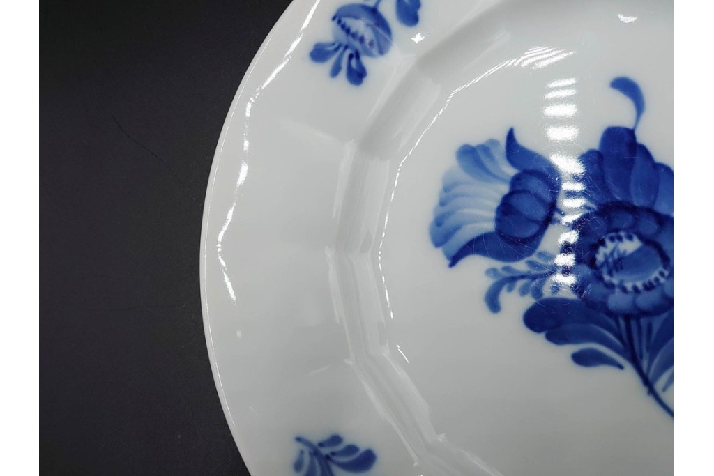 デンマーク製　ROYAL COPENHAGEN(ロイヤルコペンハーゲン)　ブルーフラワー アンギュラー　上品なプレート6枚セット　スクラッチありB級品　(R-084990)