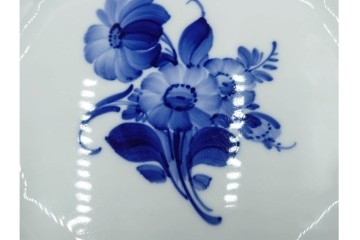 デンマーク製　ROYAL COPENHAGEN(ロイヤルコペンハーゲン)　ブルーフラワー アンギュラー　上品なプレート6枚セット　スクラッチありB級品　(R-084990)