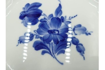 デンマーク製　ROYAL COPENHAGEN(ロイヤルコペンハーゲン)　ブルーフラワー アンギュラー　上品なプレート6枚セット　スクラッチありB級品　(R-084990)