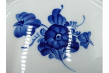 デンマーク製　ROYAL COPENHAGEN(ロイヤルコペンハーゲン)　ブルーフラワー アンギュラー　上品なプレート6枚セット　スクラッチありB級品　(R-084990)