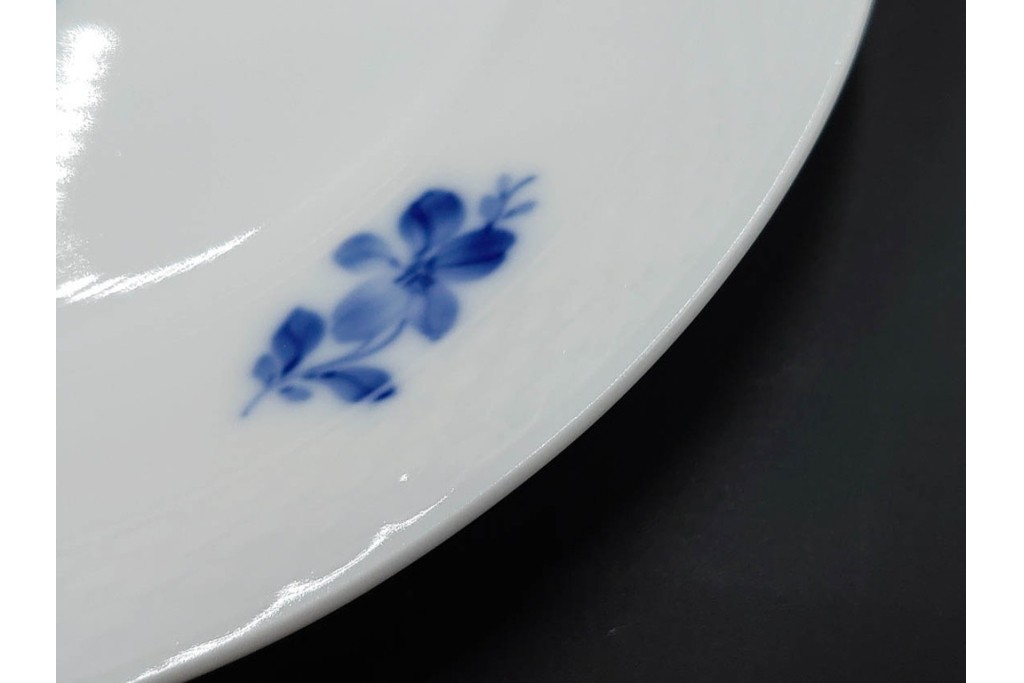 デンマーク製　ROYAL COPENHAGEN(ロイヤルコペンハーゲン)　ブルーフラワー プレイン　直径約19cm　プレート6枚セット　スクラッチありB級品　(R-084991)