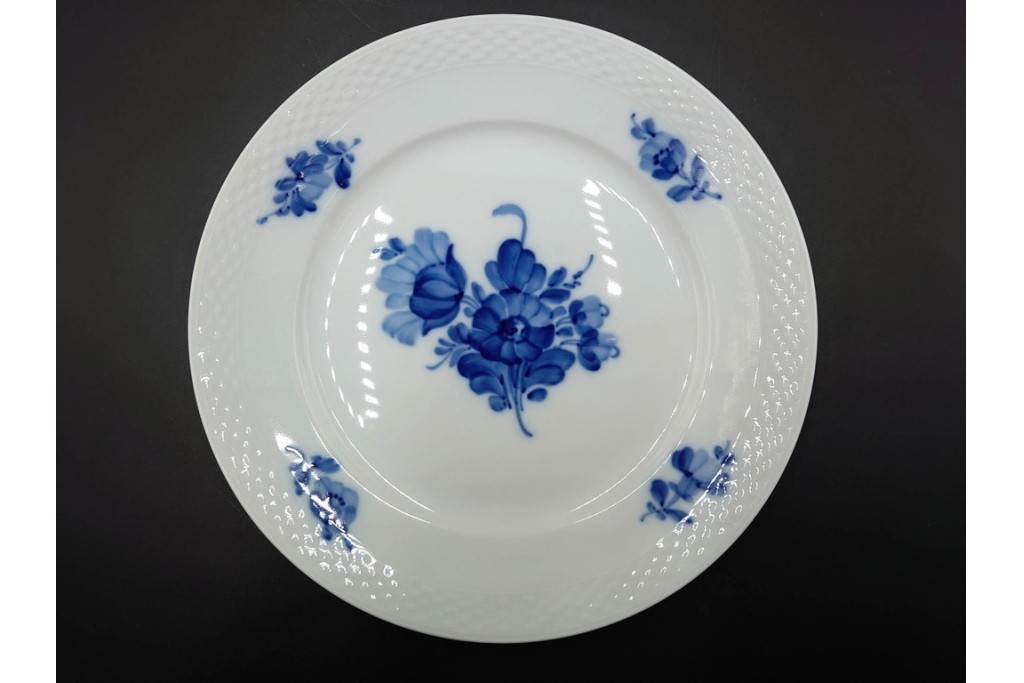 デンマーク製　ROYAL COPENHAGEN(ロイヤルコペンハーゲン)　ブルーフラワー プレイン　直径約19cm　プレート6枚セット　スクラッチありB級品　(R-084991)