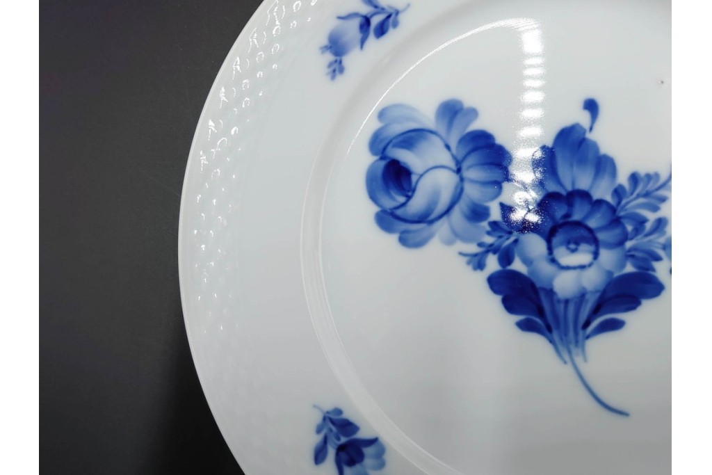 デンマーク製　ROYAL COPENHAGEN(ロイヤルコペンハーゲン)　ブルーフラワー プレイン　直径約19cm　プレート6枚セット　スクラッチありB級品　(R-084991)